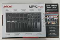 Упаковка с Akai Mpk Mini mk3