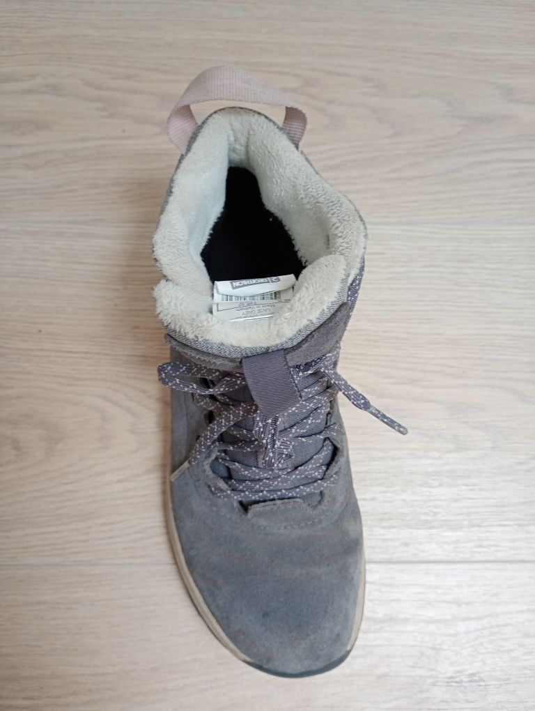 Sprzedam buty jesienno-zimowe quechua