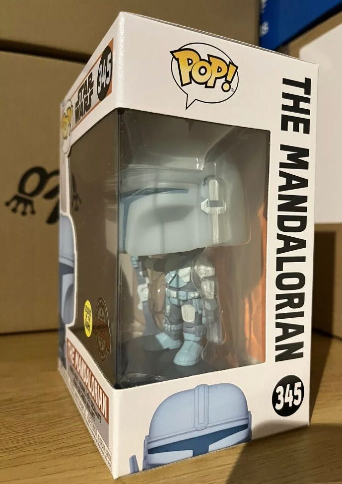 Funko POP! The Mandalorian Star Wars 345 SE GITD