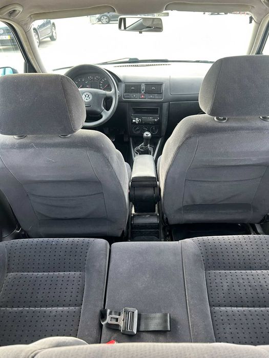 VW Golf IV – 1.4 Gasolina – 173 mil km – Bom Estado