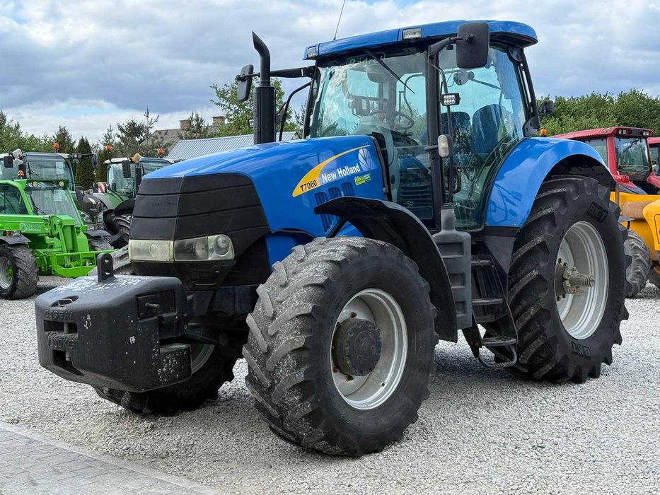 New Holland T7060, Pneumatyka, !! Super stan !!