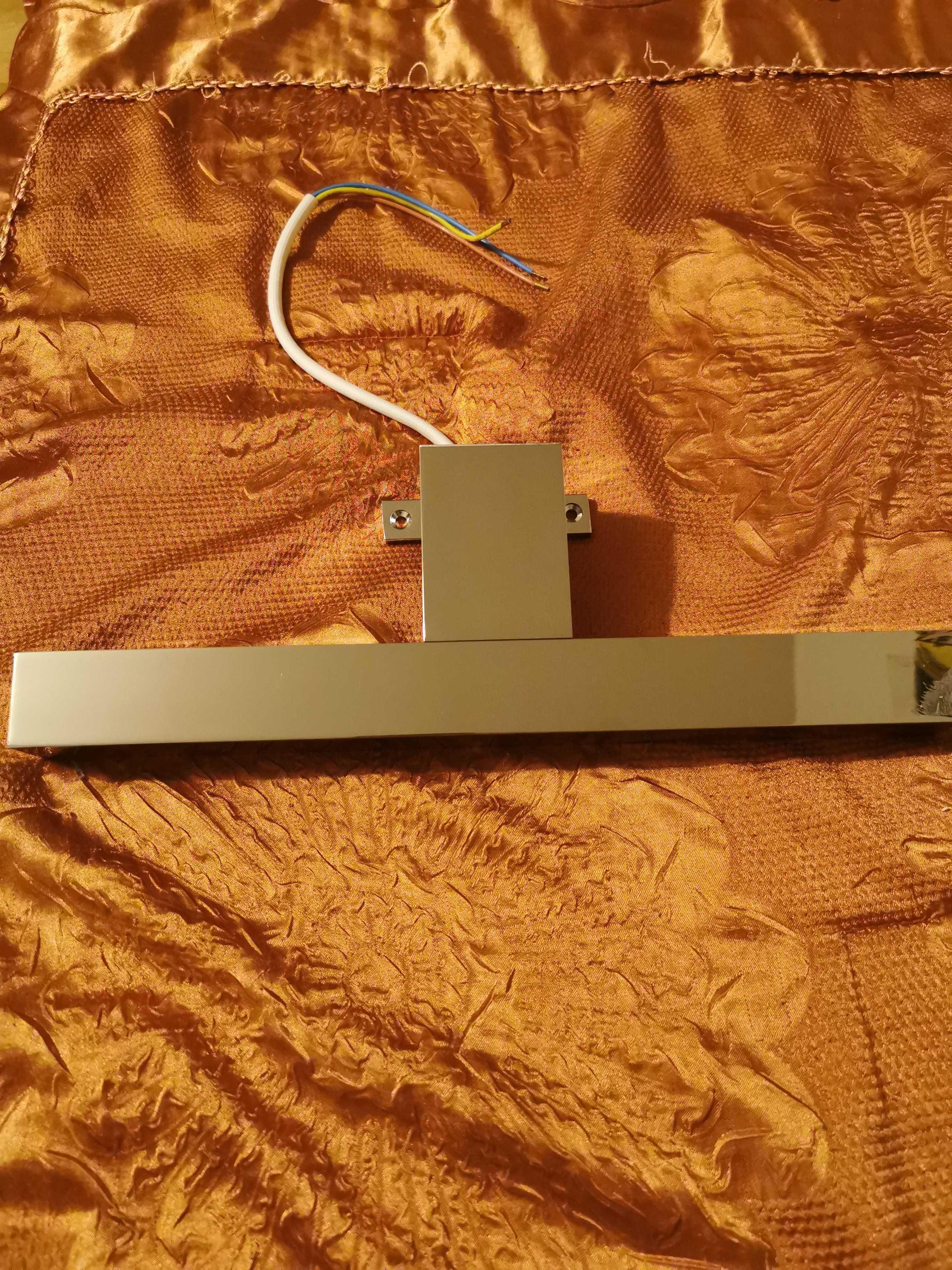 Lampa wiki led chrom