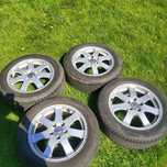 Sprzedam alufelgi 16"z Volvo.                 S40 z oponami letnimi 20