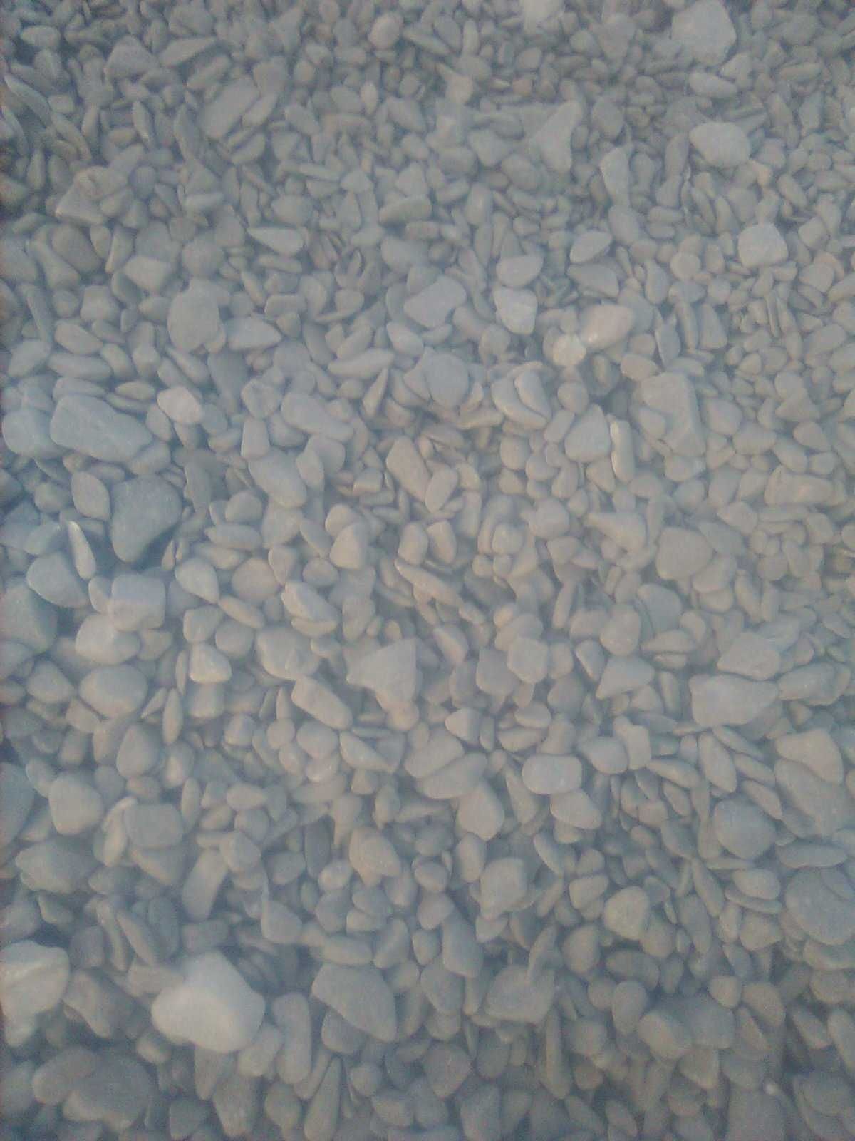 Pedra rolada  Cinza