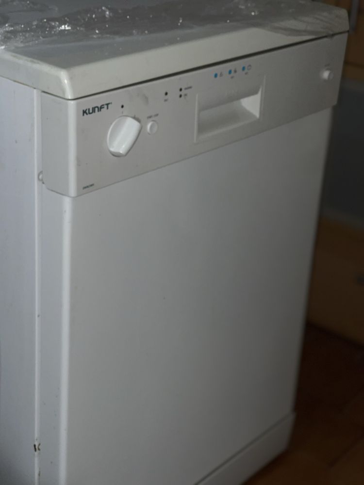 Máquina de lavar louça KUNFT