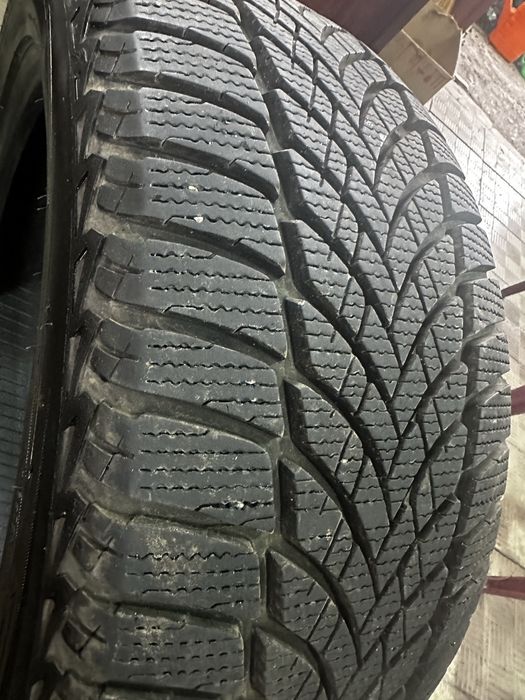 Зимова резина Godyear Ultragrip Ice 2 245/45/18 R18 4 шт