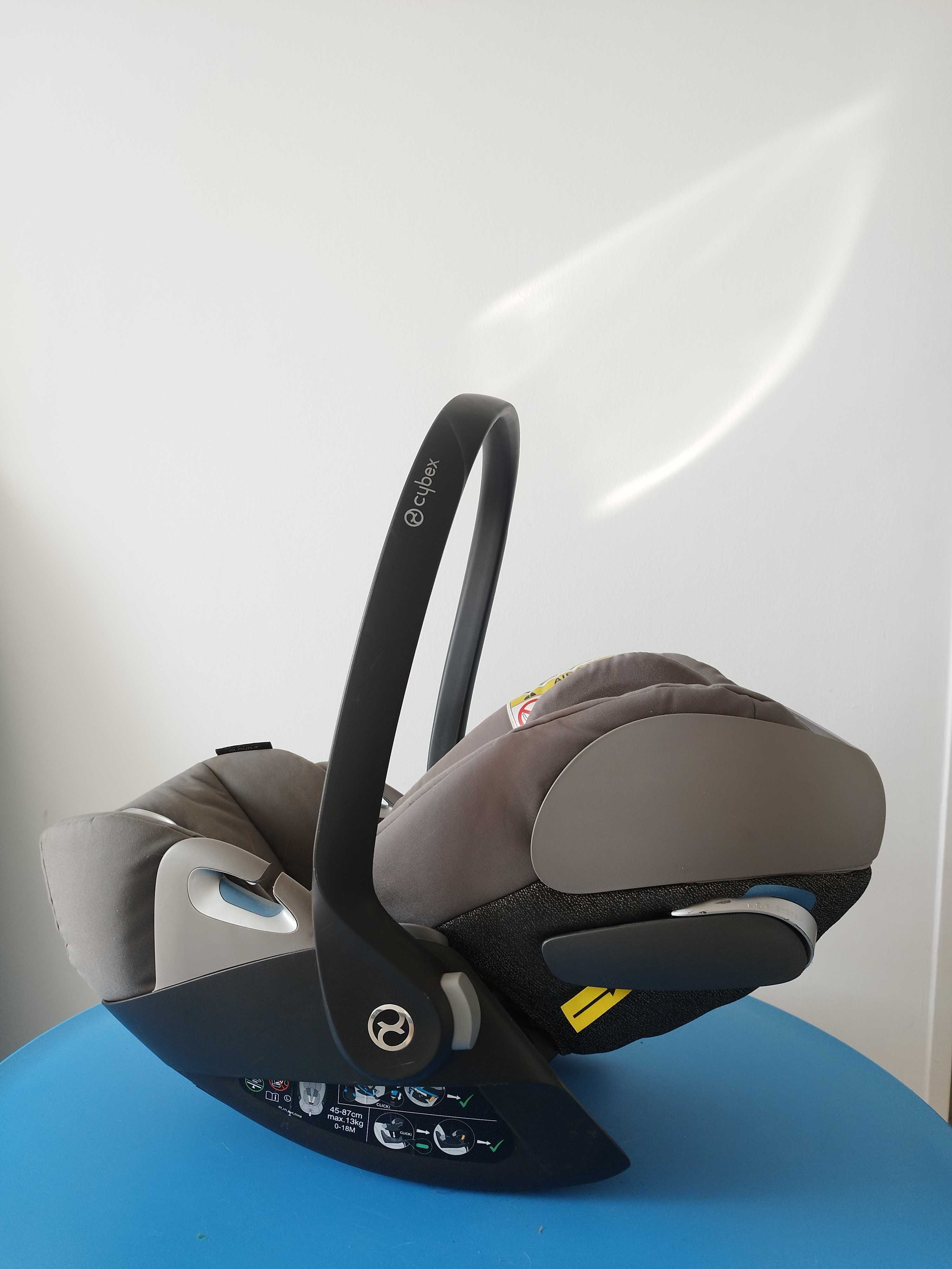 Cadeira Auto Cybex Cloud Z i-Size + Base Isofix Z + Adaptadores