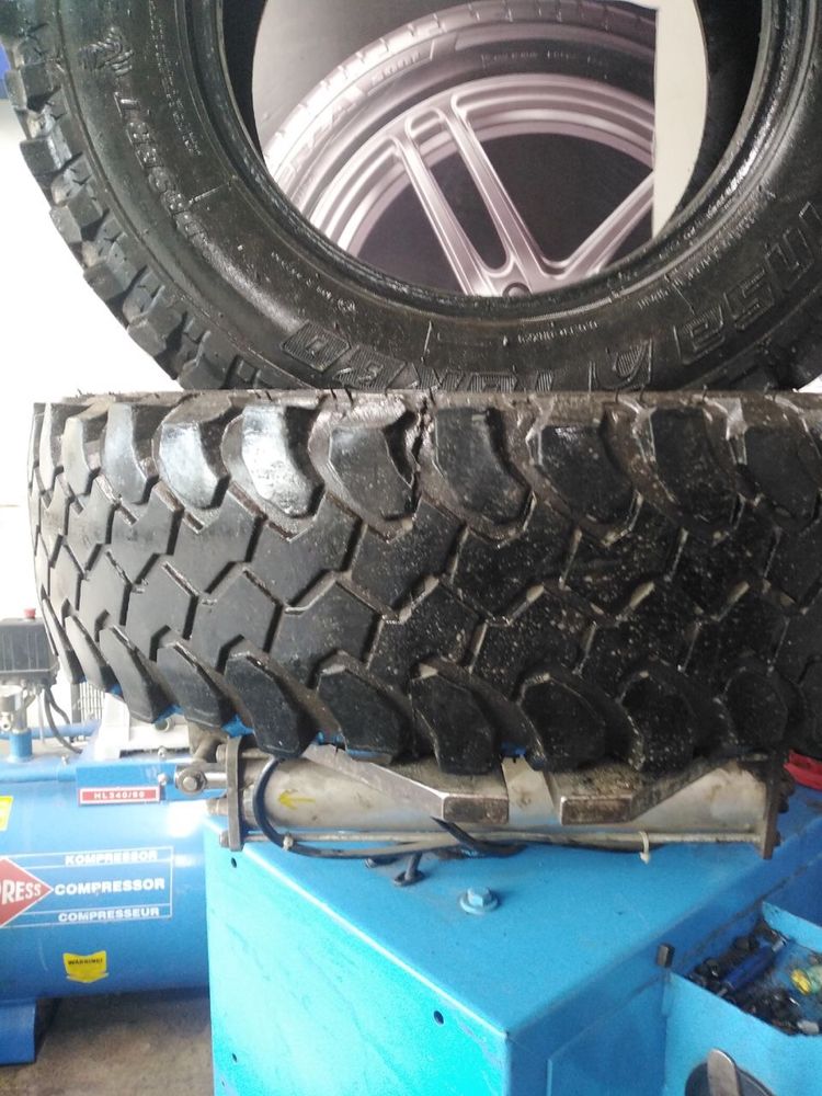 Резина пара 205/80 r16 протектор 4.5-5мм