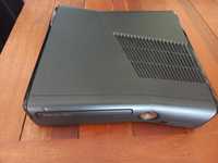 Komsola Xbox360 4gb