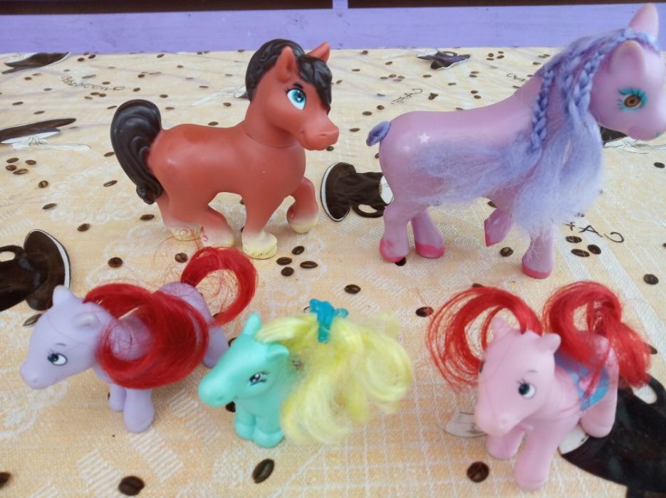 игрушки - лошадки -пони