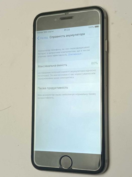 Класний iPhone 6 на 16Gb телефон смартфон Айфон 6 A1586 АКБ 80% +чехол