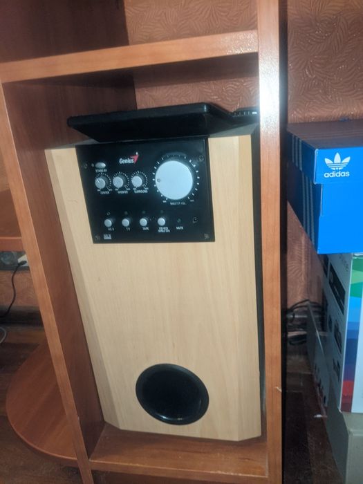 Стол компьютерный