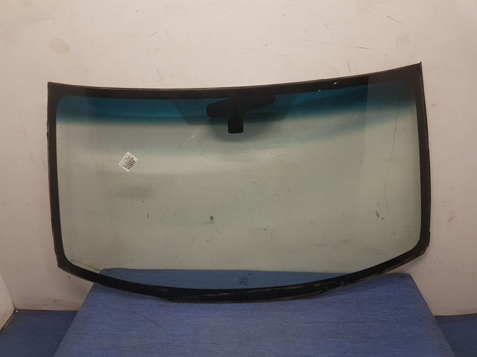 TOYOTA RAV4 II SZYBA CZOŁOWA PRZEDNIA