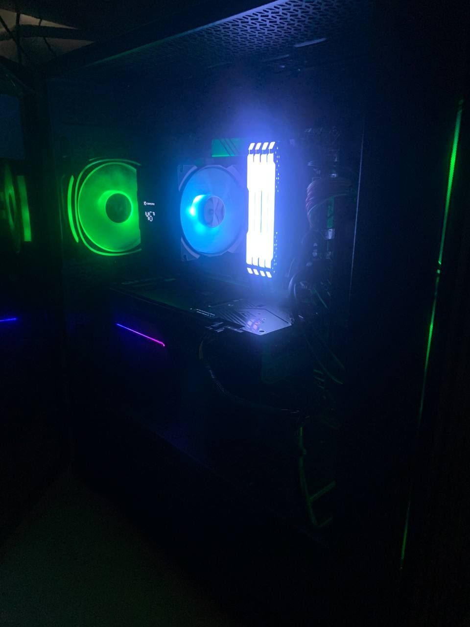 Komputer gamingowy RTX 3060 TI OC 1TB M2 32GB RGB I5 13400F R