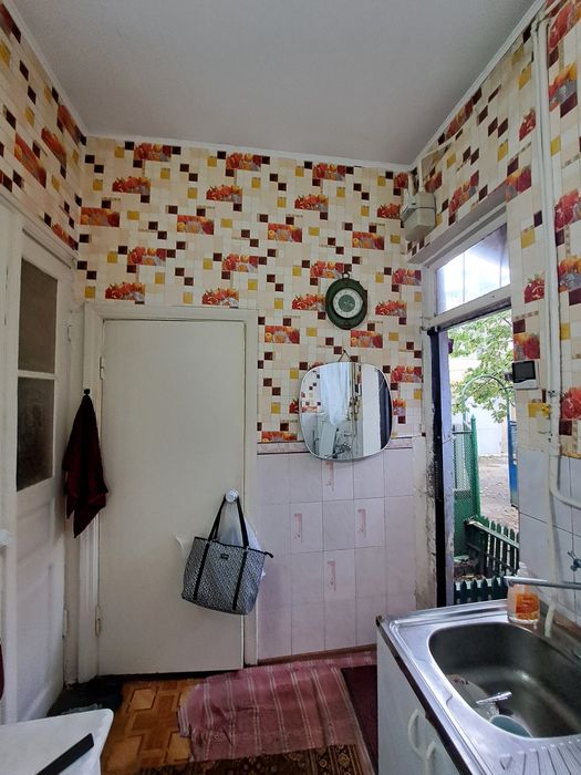 Квартира со своим палисадником !