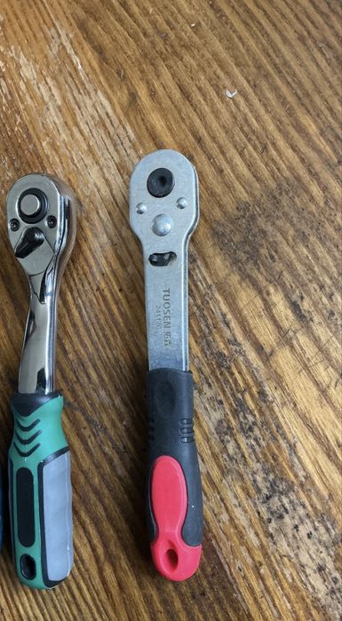 Нова трещотка реверсний вороток тріскачка 1/4 цінамза 1 штуку