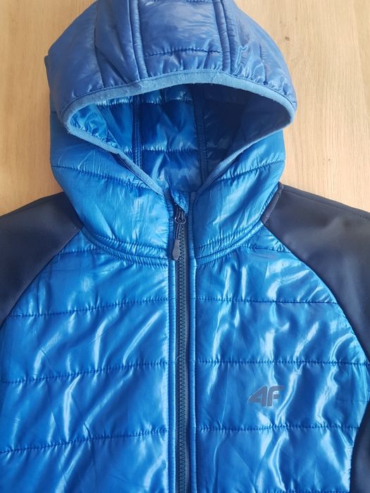 Kurtka softshell r. 164, 4F, na wiosnę/przejściowa