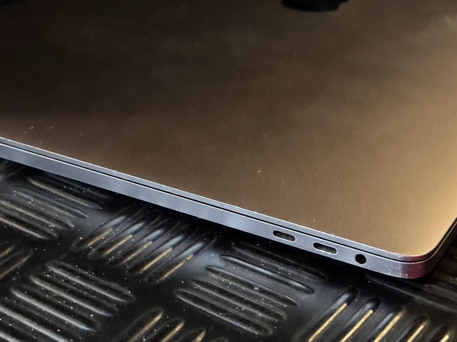 MacBook Pro 16 - 1T i9