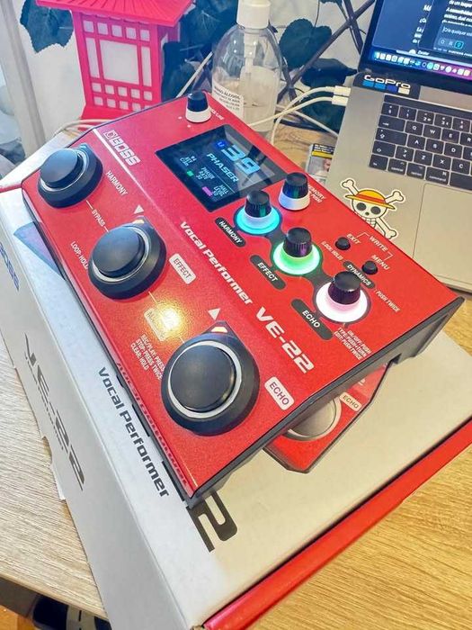 BOSS VE-22 Vocal Performer - Processador Multi-Efeitos para Voz