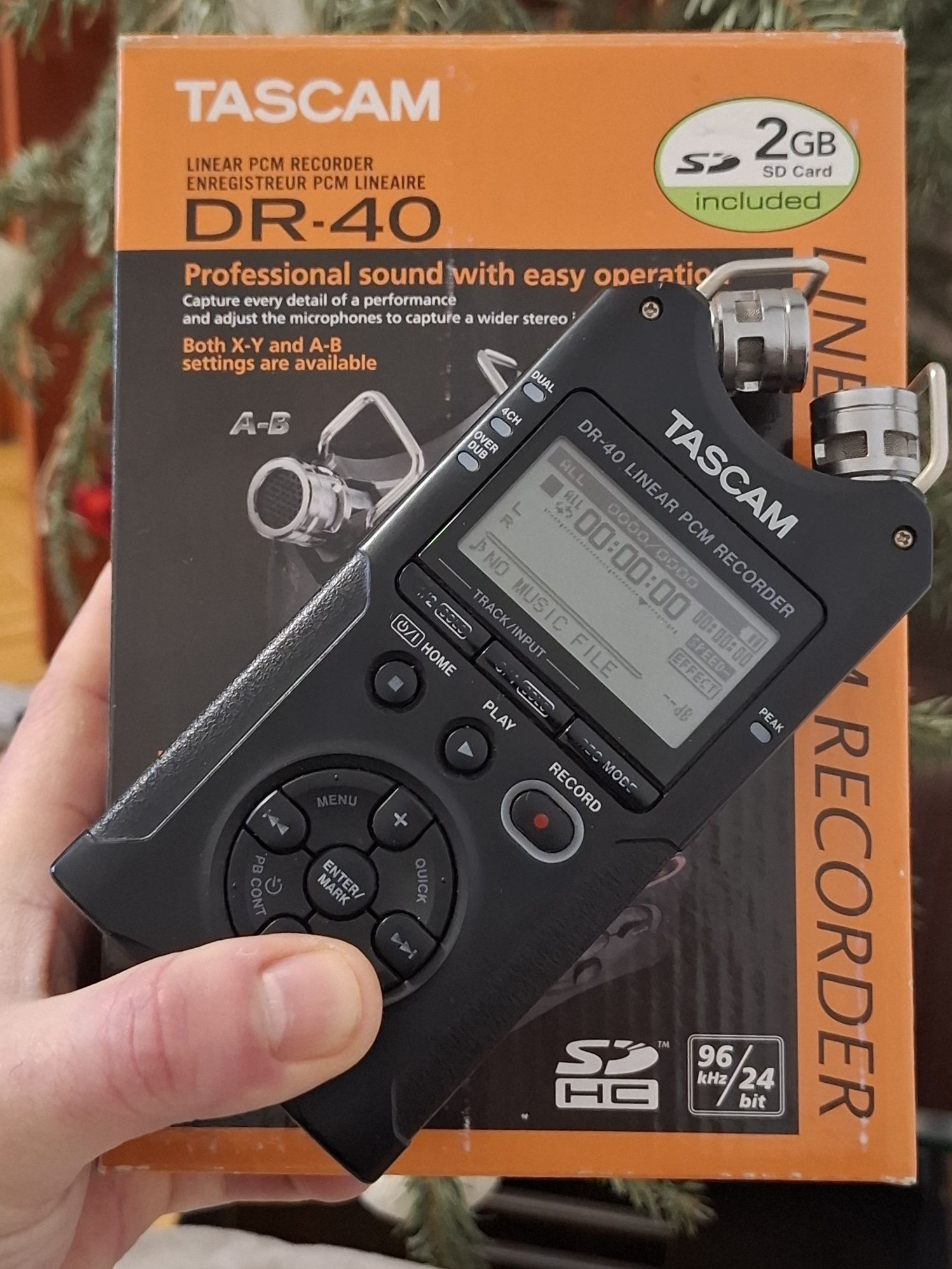 Аудіорекордер Tascam DR 40