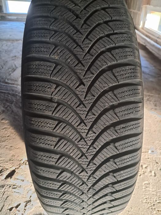 Opony zimowe Hankook I*cept RS2 195/65R15 91T z felgami (2018 rok)