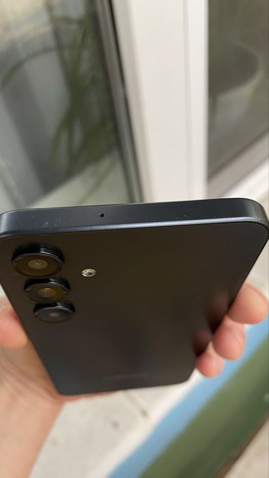 Самсунг а16,4/128