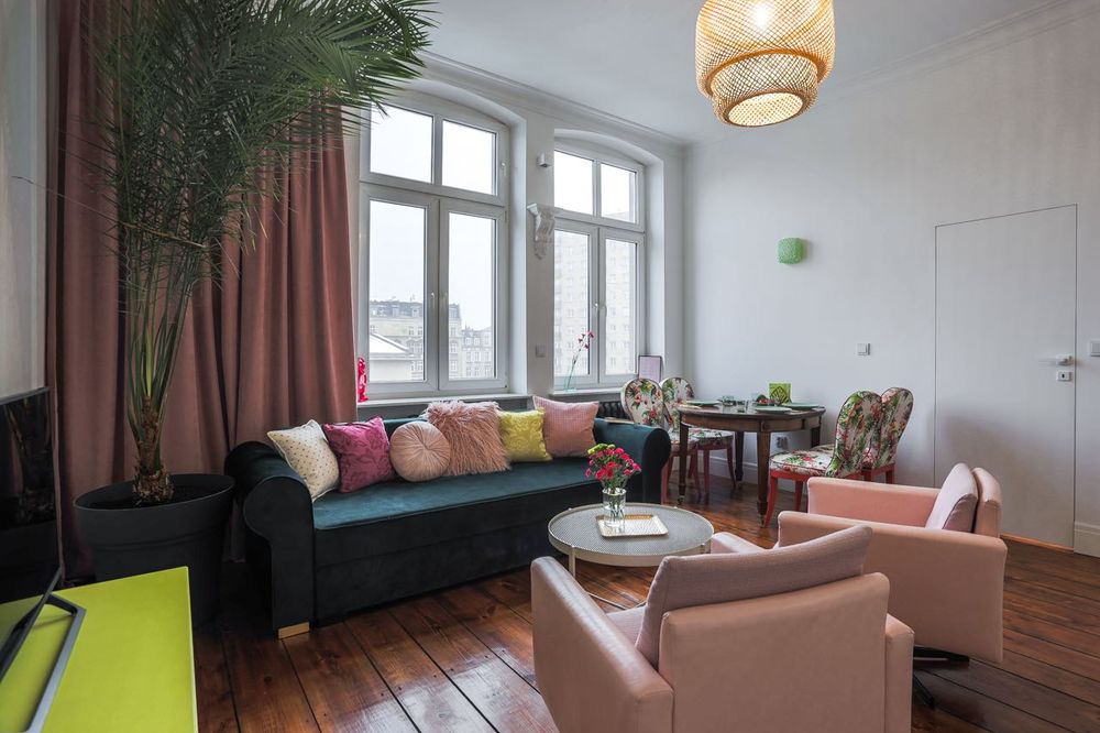 Klimatyczny apartament 2 pokoje przy LPP