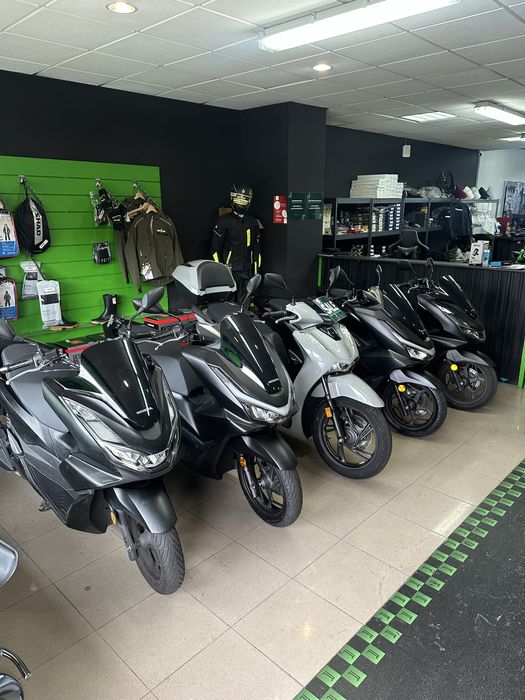 ALUGO PCX NO PORTO 60€