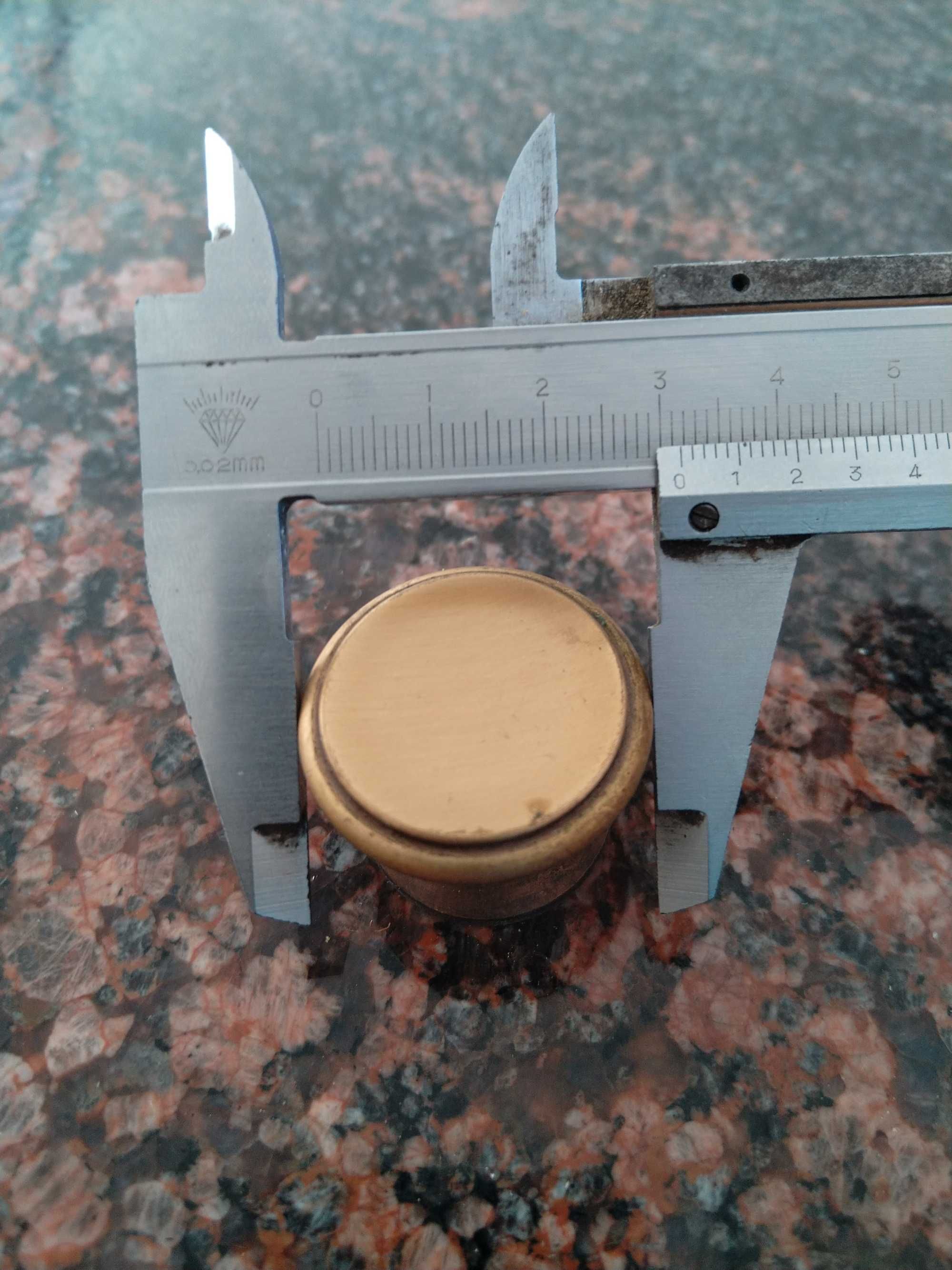 Puxadores para portas de móveis, latão, usado