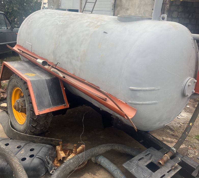 Причіп цистерна (бочка прицеп)