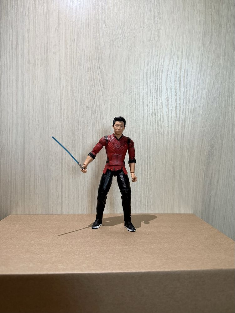 Фигурка Шанг-Чи из серии Marvel Legends Marvel "Мастер кунг-фу"