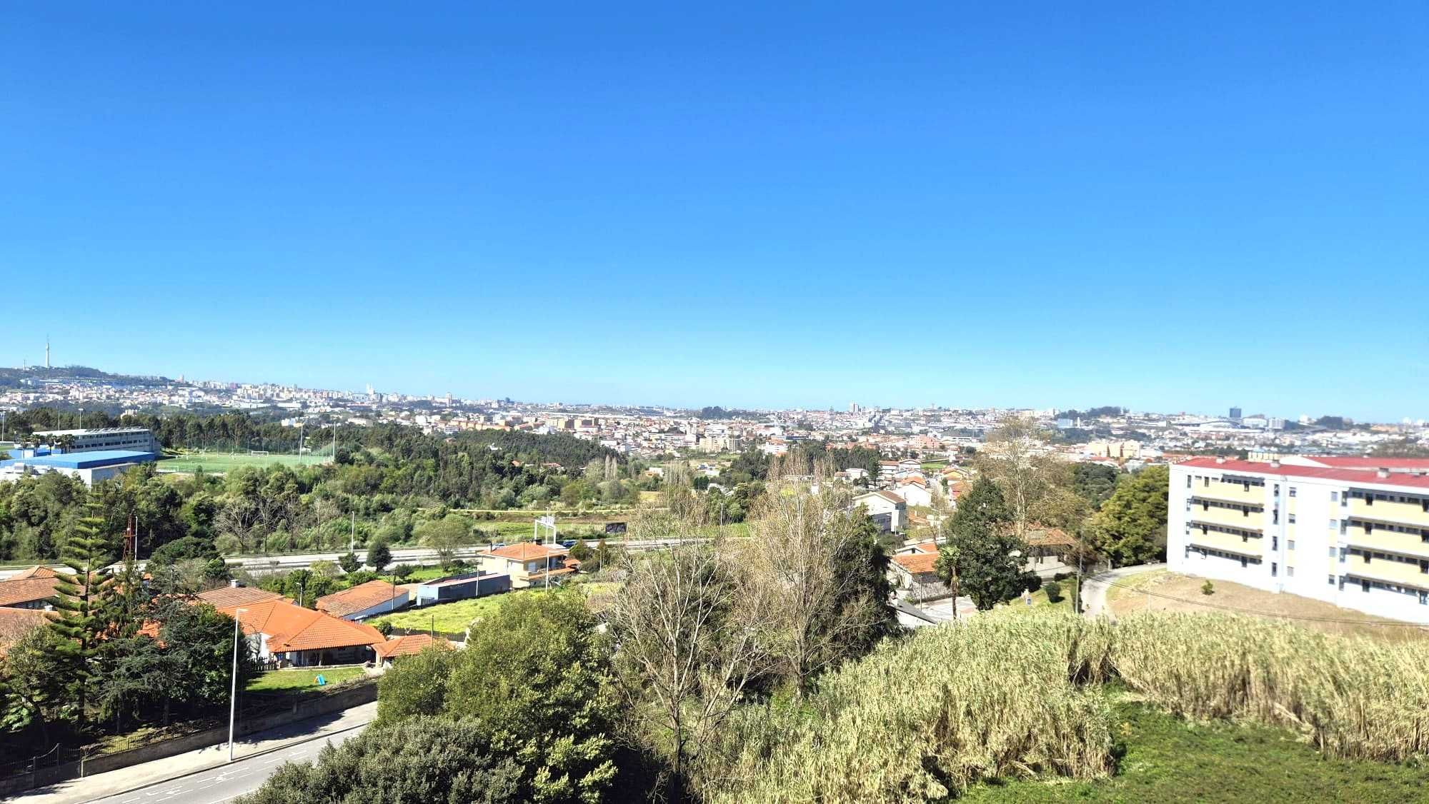 Excelente Apartamento T3, Areas muito grandes e Varanda