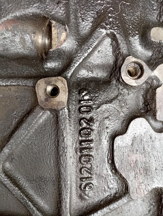 Блок двигуна Mercedes Sprinter 903 Блок циліндрів Спринтер Шрот с3