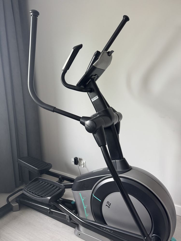 Domoys energy elliptical orbitrek
