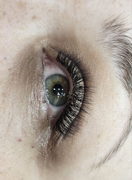 Наращивание ресниц м. 23 Августа