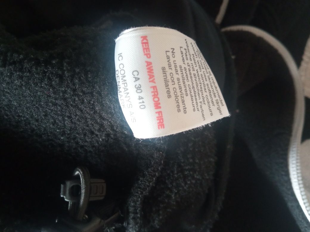 Czarna rozpinana bluza polarowa Peak Performance