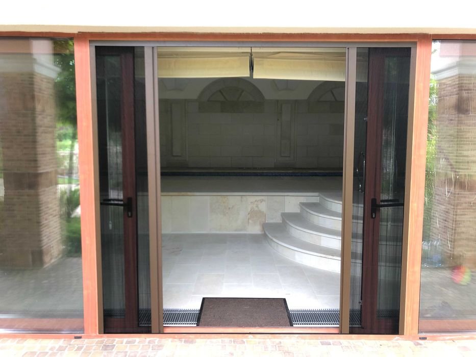 Москітні сітки: розсувні • пліссе (гармошка) • рулонні  • Виробник