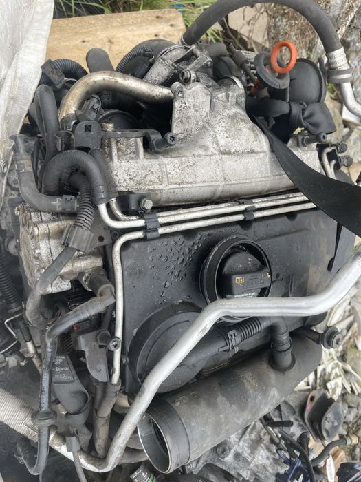 Silnik kompletny 2.0 tdi BKD Vw Touran Golf V skoda