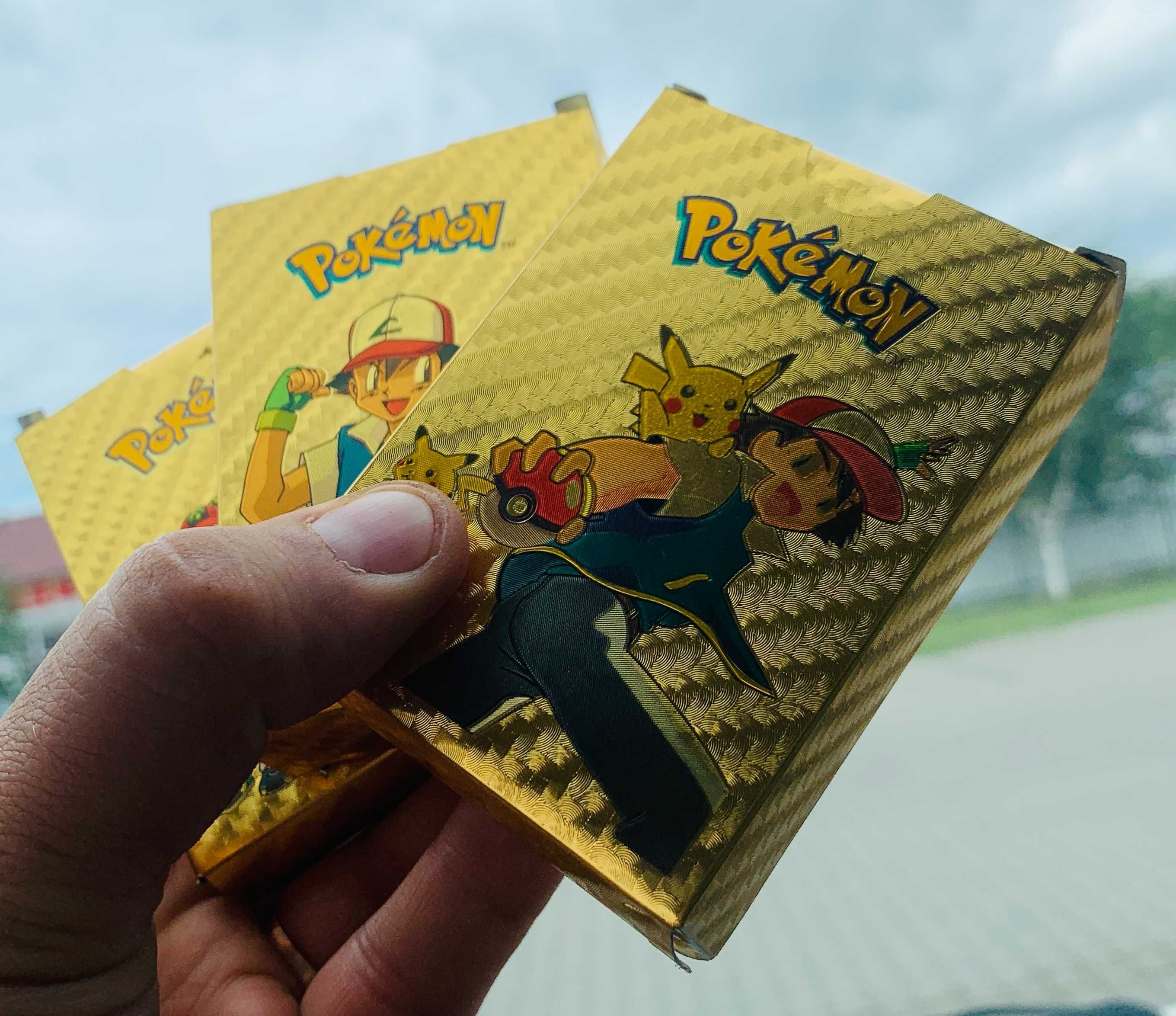 Złote 55 złotych kart Pokemon Gold nie srebrne czarne 3D kolorowe