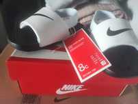 Chinelos Nike criança