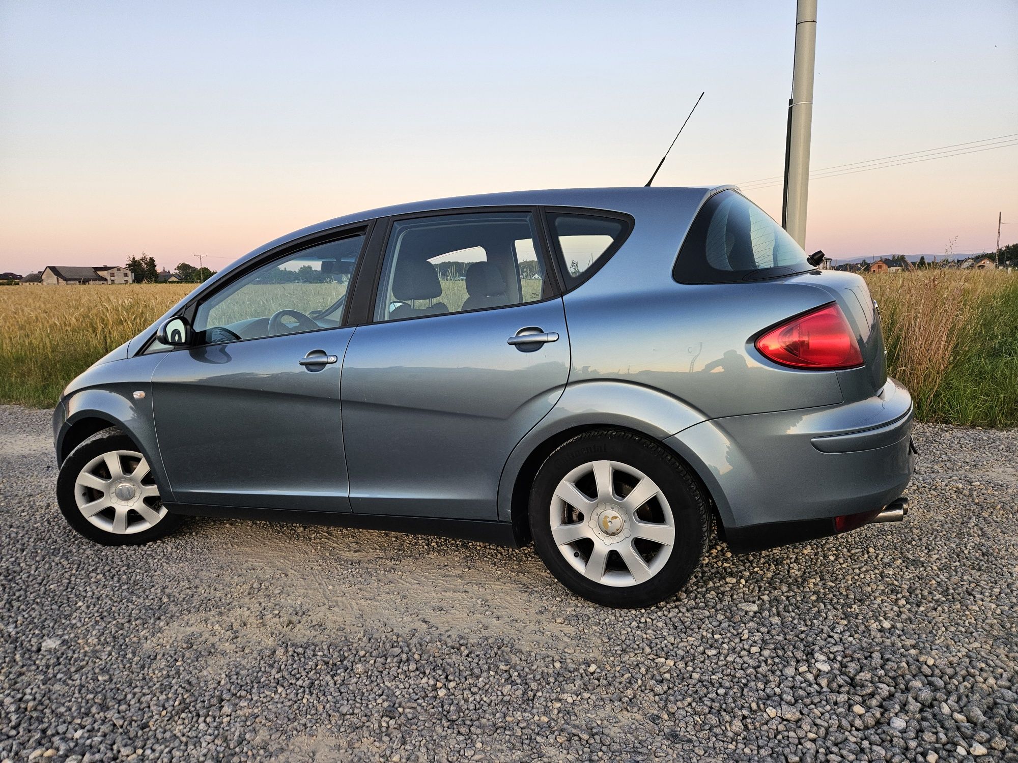 Seat Toledo 2.0 fsi 150km . Altea XL Leon