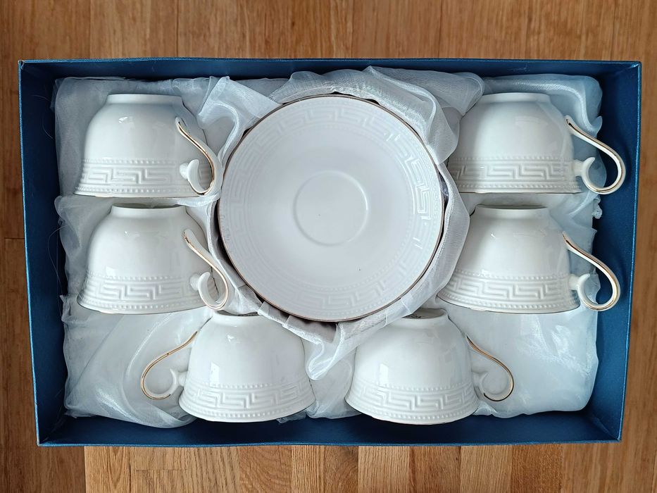 Komplet filiżanek Vito Veroni zapakowany na prezent