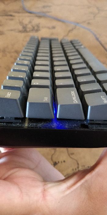 Teclado mecânico Poker III preto