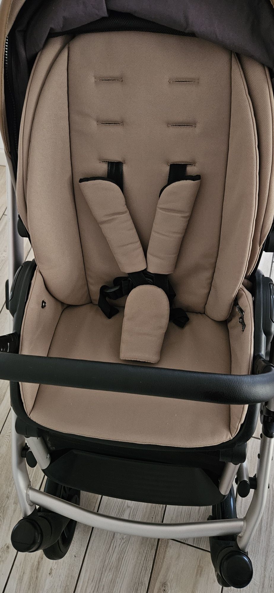 Wózek Anex E-type w zestawie 2w1 lub 4w1 z Cybex I bazą obrotową