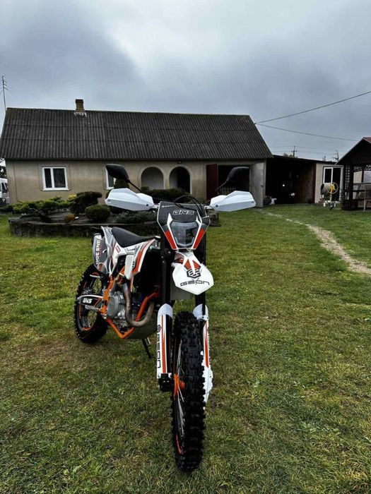 Продам мотоцикл крос  kovi geon gns 300