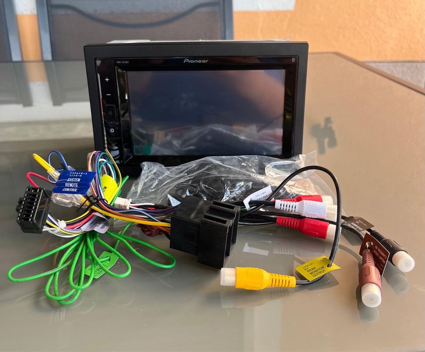 Rádio Pioneer DMH-A240BT