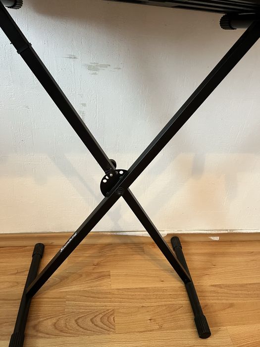 Синтезатор Yamaha PSR-E373