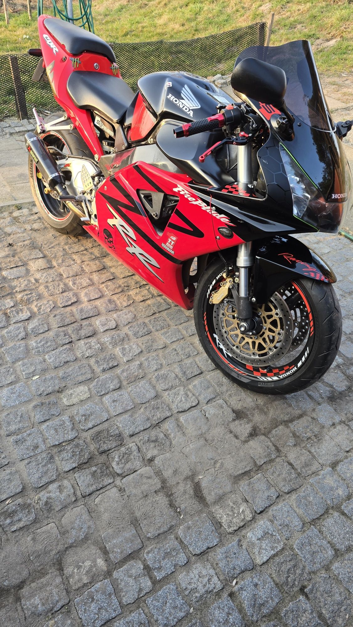 Honda 954rr fireblade