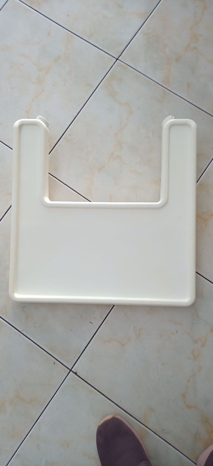 Assento + tabuleiro Antílope IKEA