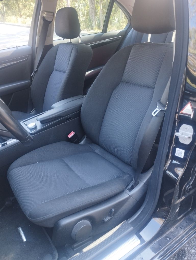 Mercedes Benz C220cdi